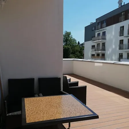 Lägenhet - Platan Tower *